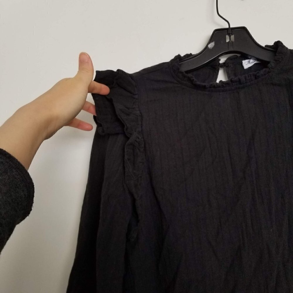 Morgan Claire Ruffle Long Sleeve Key Hole Back Top - Picture 3 of 9